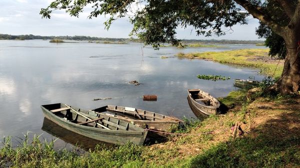 Río Paraná sigue con bajo caudal en Ayolas  - Nacionales - ABC Color