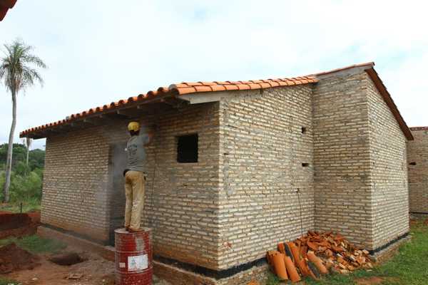 Al fin inician construcción de viviendas en Niño Salvador | Radio Regional 660 AM