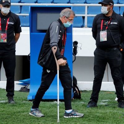 Óscar Tabárez dice que conoce bien las virtudes de Paraguay