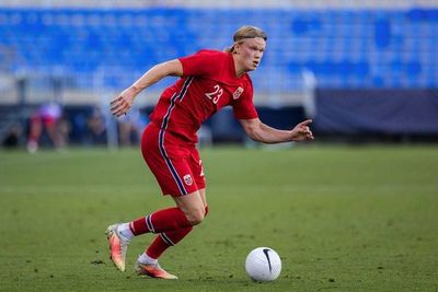 Haaland rescata a Noruega en la prolongación, en su vuelta a La Rosaleda - Fútbol Internacional - ABC Color