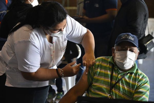 Desde el lunes podrían inscribirse personas de 18 años en adelante - Nacionales - ABC Color