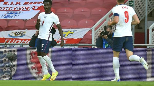 Inglaterra se impone sin brillo a Austria