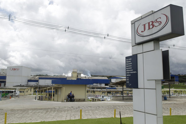 La brasileña JBS dice que retomó operaciones en Norteamérica y Australia tras ciberataque - MarketData