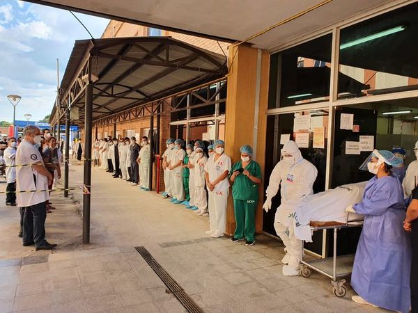 Lamentan pérdida de otro médico por culpa de aplicación tardía de vacunas - Nacionales - ABC Color