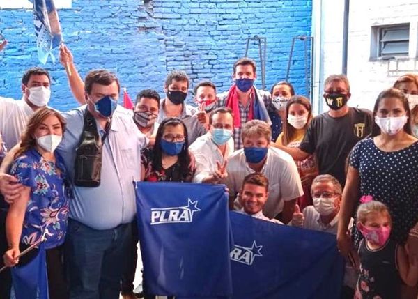 De la mano del cuestionado Dionisio Amarilla, quieren “renovar” el PLRA - Nacionales - ABC Color