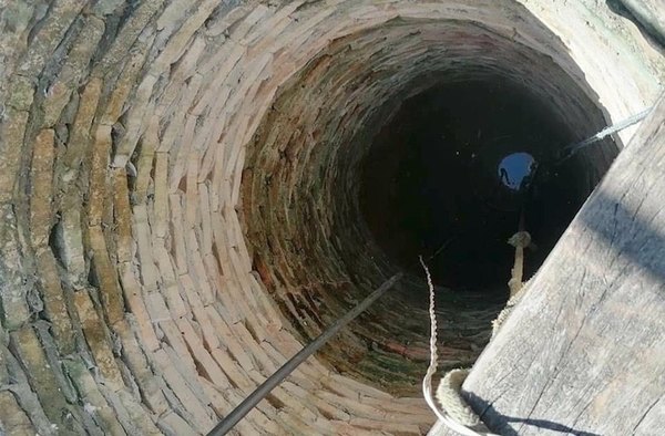 Crónica / ABUELITA DE HIERRO. Cayó a pozo de 13 metros y salió sanita