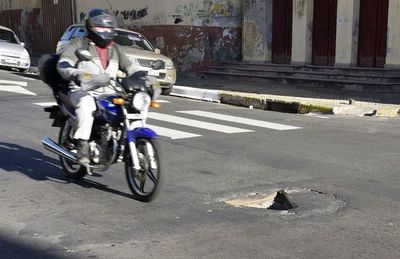 Aumenta el hurto de las tapas de hierro - Nacionales - ABC Color