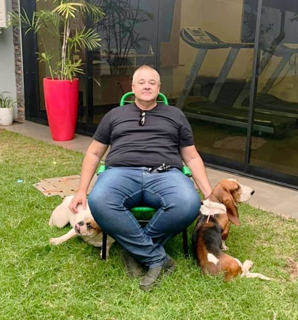 Gobernador de Alto Paraná fue TRATADO como COMUN y se enojo