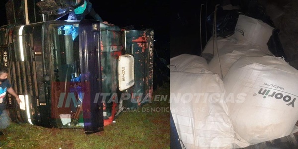 CAMIÓN VUELCA CON 31.000KG DE CARGA DE ABONO EN NARANJITO