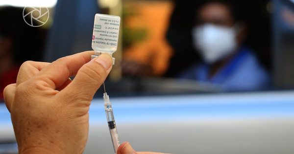 La Nación / Docentes piden vacunarse para volver a clases presenciales de manera segura