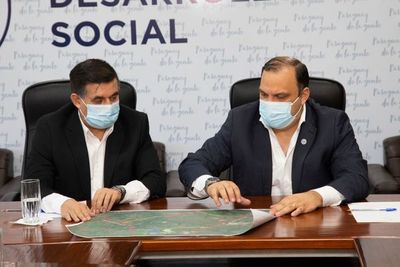 MDS ofrece alternativas de solución al conflicto entre familias y granja avícola en Villeta - Noticiero Paraguay