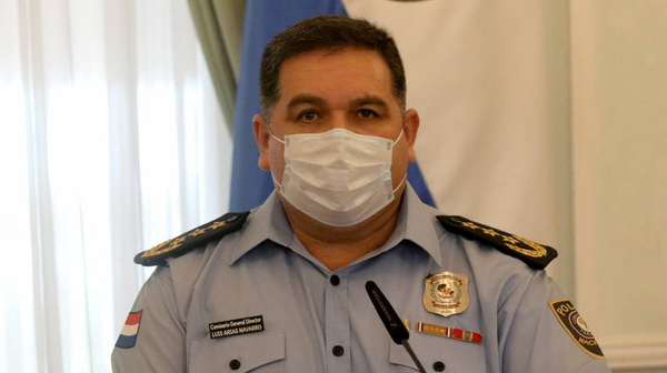 Albondiguitas, pechugas de pollo y lomitos, en reuniones de la Policía - Noticiero Paraguay