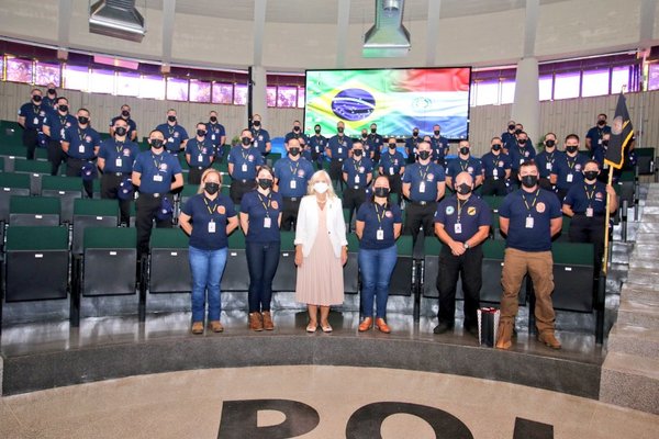 Aspirantes a agentes especiales de la Senad concluyen curso especializado en Brasilia | .::Agencia IP::.