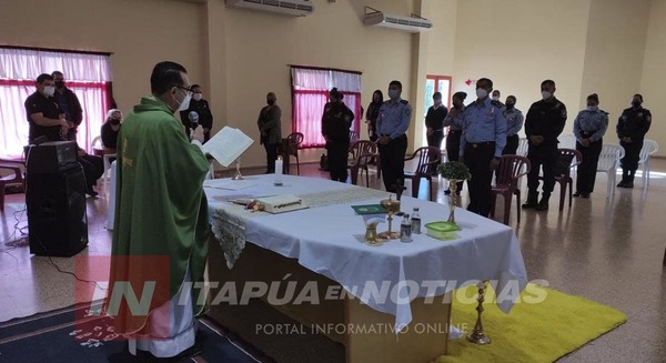 ACTO POR LOS POLICÍAS CAÍDOS EN PANDEMIA EN LA DIRECCIÓN.