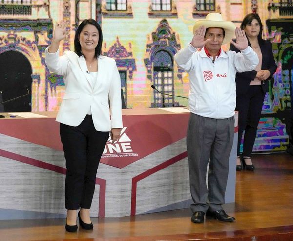 Las elecciones de Perú se encaminan a un ajustado final - Mundo - ABC Color