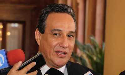 Denuncian a Hugo Javier, gobernador de Central, por supuesta clonación de facturas