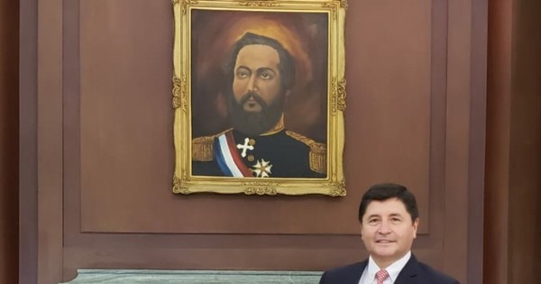 La Nación / Manuel Ochipintti Dalla Fontana es el nuevo titular del BNF
