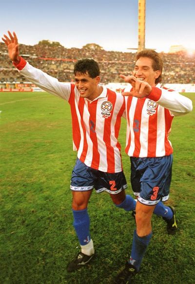 Los goles de las dos victorias paraguayas en Montevideo - Fútbol - ABC Color
