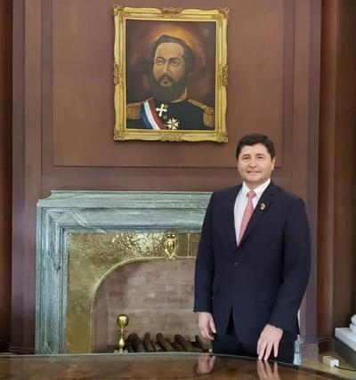Designan a nuevo presidente del Banco de Fomento | .::Agencia IP::.