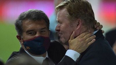 Ronald Koeman seguirá como entrenador del Barcelona