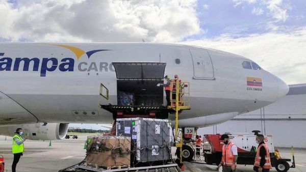 Mario Abdo anuncia que vacunas de Covax ya están rumbo al país