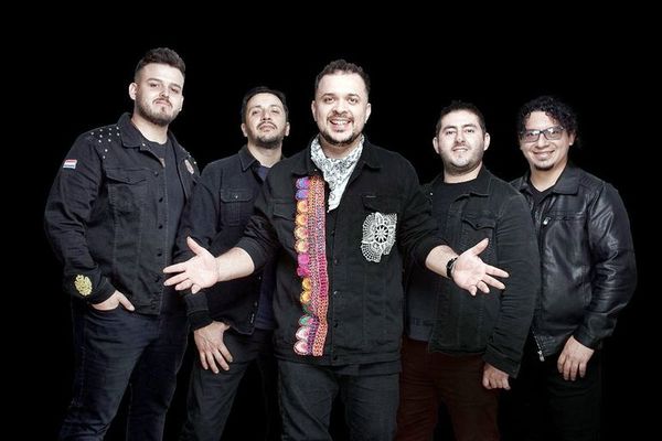 Tierra Adentro se une a Nacho y Felipe Peláez para cantar “Soy latino” - Música - ABC Color