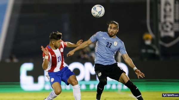 La Albirroja trae un valioso empate de Montevideo