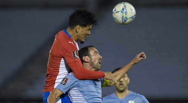 Un guapo Paraguay se plantó en Montevideo y rescata un puntazo