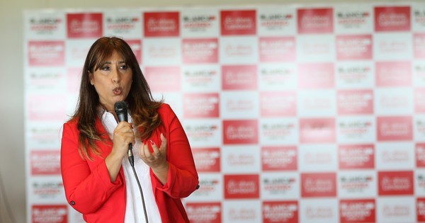 La Nación / Blanca Agüero lidera las encuestas de preferencia de votos en Lambaré