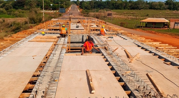 Nuevos puentes mejorarán conectividad de 23 mil personas en Paraguarí