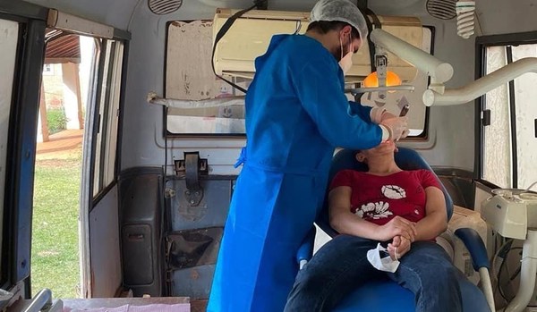 Caazapá: Clínica Móvil continúa brindando atenciones odontológicas - Noticiero Paraguay