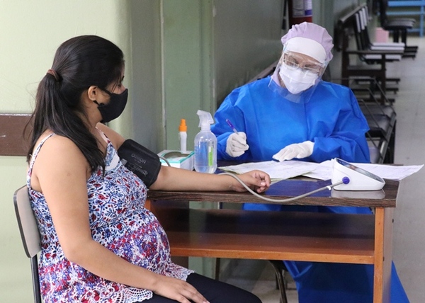 Vacunas COVID: Embarazadas con 20 semanas de gestación podrán inscribirse desde mañana - Megacadena — Últimas Noticias de Paraguay
