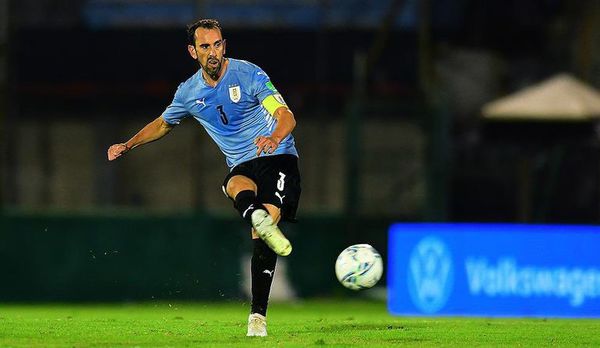 “Vergüenza CONMEBOL”, Diego Godín estalló por el gol mal anulado - Fútbol - ABC Color