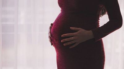 Salud prevé vacunar a embarazadas desde 5 meses de gestación