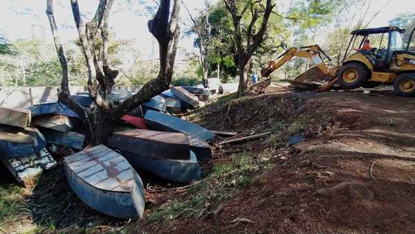 Destruyen embarcaciones incautadas en procedimientos