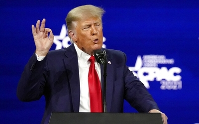 Facebook mantendrá suspendida la cuenta de Donald Trump por dos años
