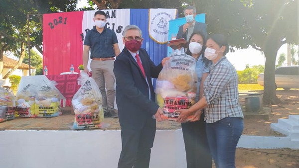 Inicia la segunda entrega de kits de alimentos en Guairá - Noticiero Paraguay