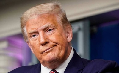 Diario HOY | Facebook suspende por dos años a Trump