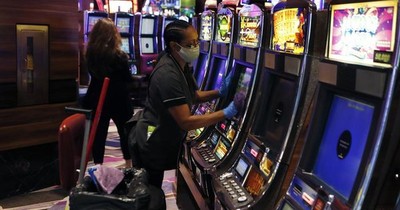 La Nación / Casinos, afectados por la pandemia