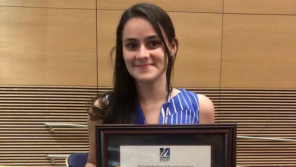 Universidad de Massachusetts premia a joven paraguaya