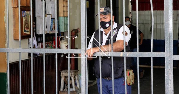 La Nación / Sistema penitenciario, con 10 casos