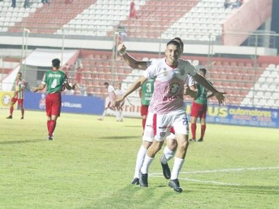 Crónica / San Lo sumó de a tres