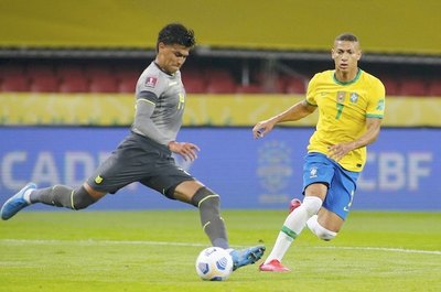 Crónica / Brasil le ganó a Ecuador y va seguro hacia Qatar