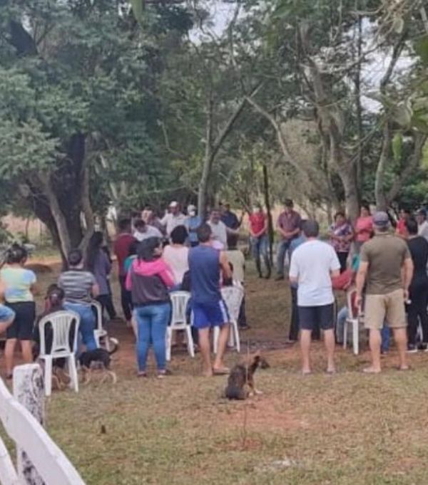 Sigue coacción a familias pobres para votar por Roque Sarubbi - Nacionales - ABC Color