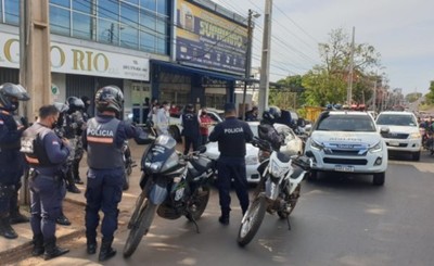 Jóvenes denuncian irregular procedimiento policial en el Km 4 de CDE