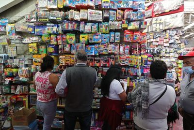 Incertidumbre y esperanza marcan el regreso a las aulas en Ciudad de México - MarketData