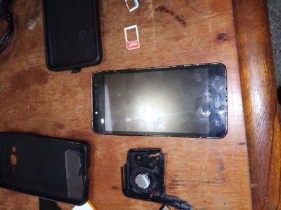 Incautan celulares usados para extorsión en cárcel de Encarnación - Nacionales - ABC Color