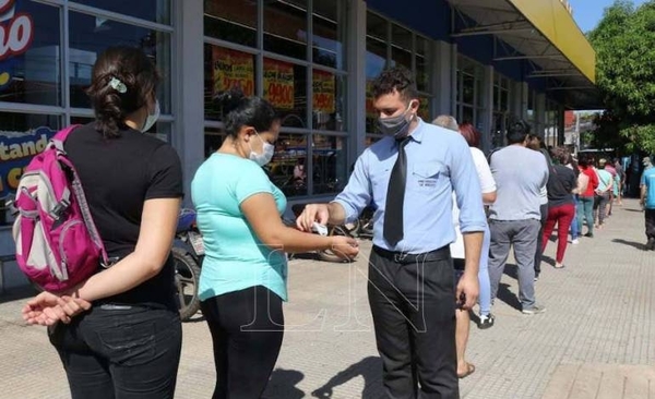 Diario HOY | Ejecutivo emite nuevo decreto sin cambios en las medidas sanitarias ya vigentes