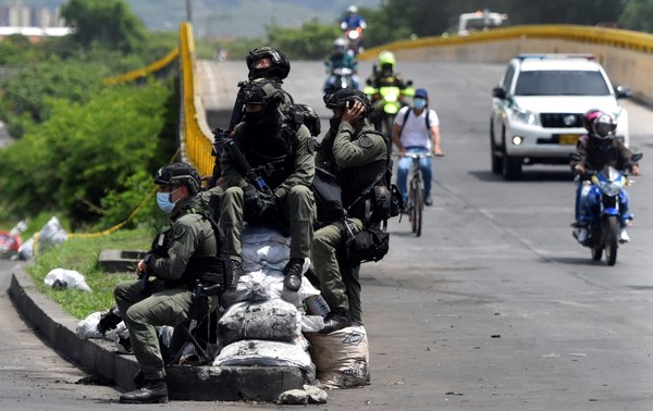 Bloqueos de carreteras impulsan la inflación en Colombia que en mayo fue del 1 % - MarketData
