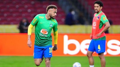 Brasil mira a Paraguay en completo silencio